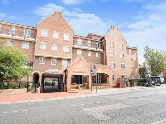 House for sale in Brompton, Chatham