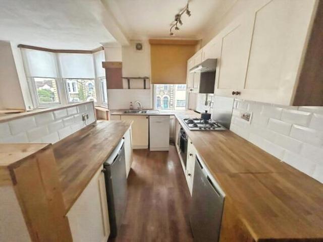 Flat for sale in Bedford