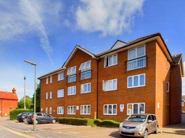 House for sale in Row Town, Surrey
