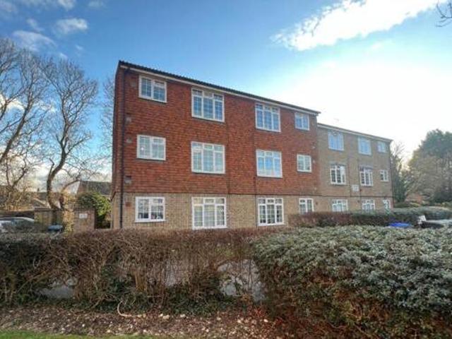 House for sale in Row Town, Surrey