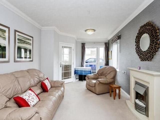 House for sale in Littlecote, West Sussex