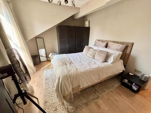Flat for sale in Georgia, Greater Manchester