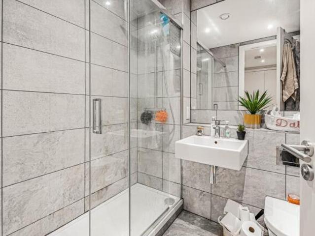 Flat for sale in Five Acres, Hertfordshire