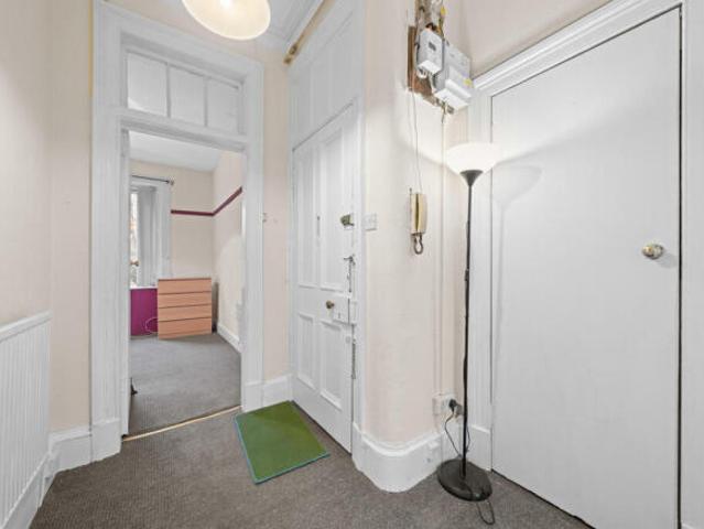 Flat for sale in Kinning Park, Scotland