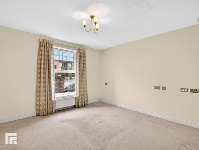 Flat for sale in Canton, Wales