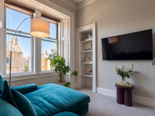 Flat for sale in Comely Bank, Craigleith