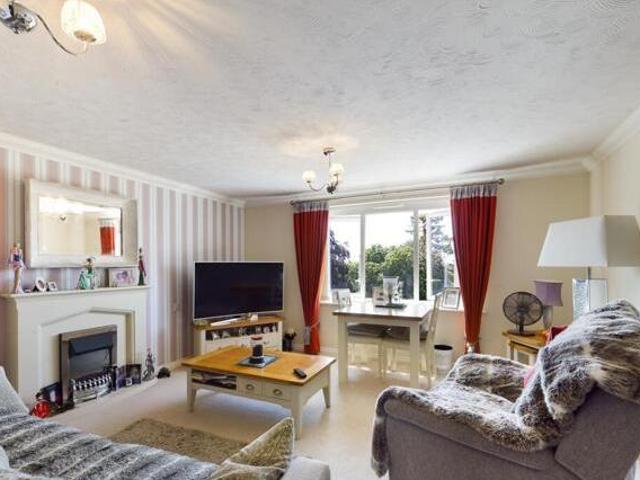 House for sale in Spring Vale, Hampshire