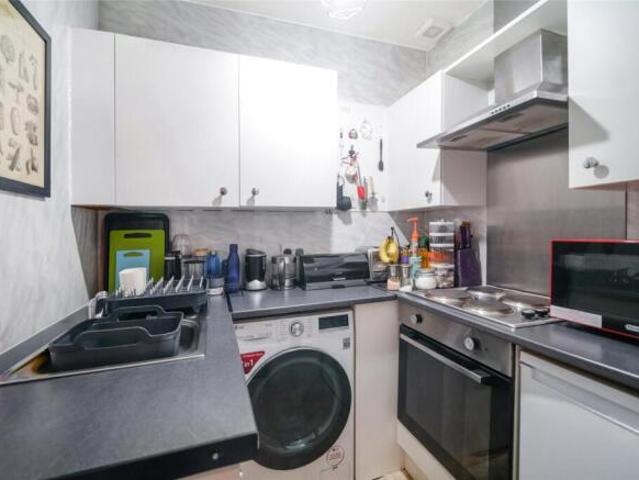 Flat for sale in New Cathcart, Cathcart