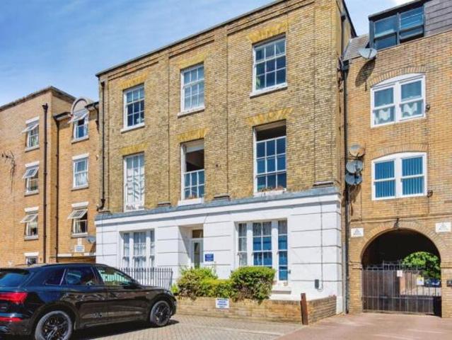 Flat for sale in Bevois Town, City Of Southampton