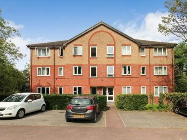 House for sale in Bewbush, Crawley