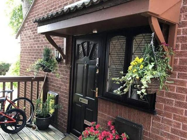 House for sale in Hammond Street