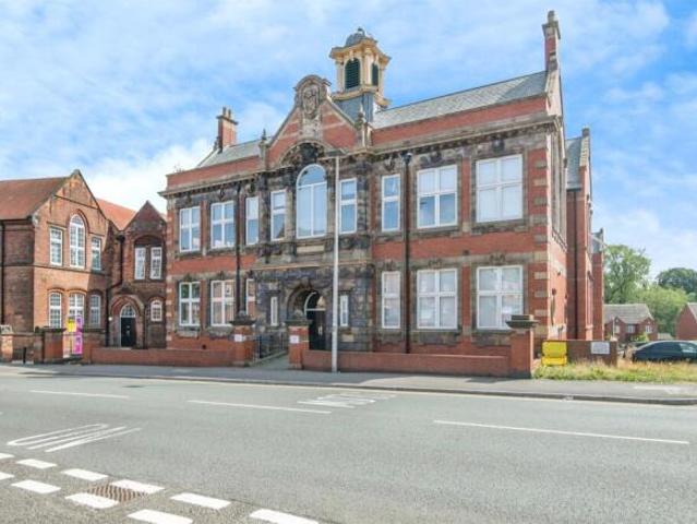 Flat for sale in Smethwick, West Midlands