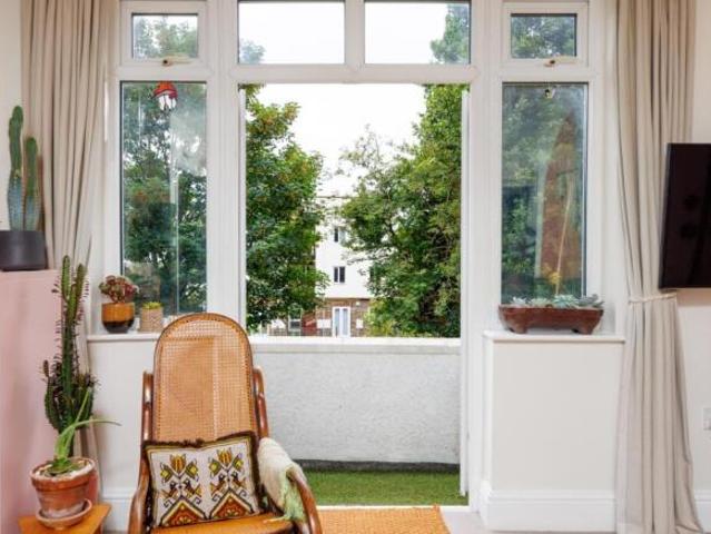 Flat for sale in St Andrews, Scotland