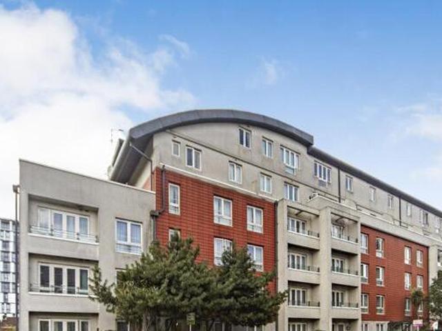 House for sale in Surrey, England