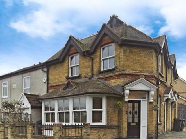 House for sale in Surrey