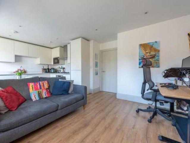 Flat for sale in The Slade, Oxfordshire