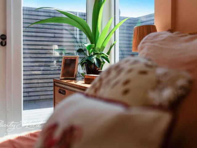 Flat for sale in London Borough of Lewisham, Deptford