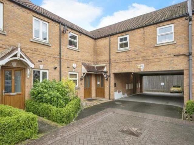 House for sale in Hatfield Woodhouse, South Yorkshire