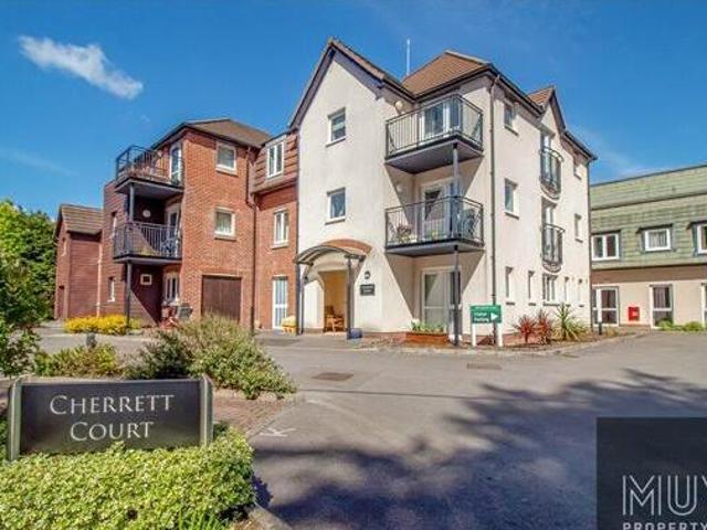 House for sale in Tricketts Cross, Ferndown