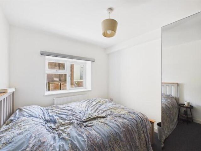Flat for sale in Ash, Kent