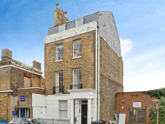 House for sale in Clarendon, Ash
