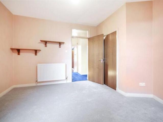 Flat for sale in Blawarthill, Yoker