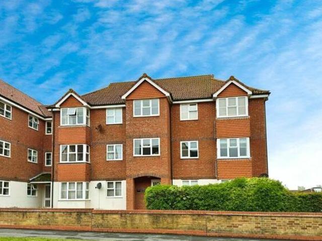 House for sale in Sovereign Harbour, Eastbourne