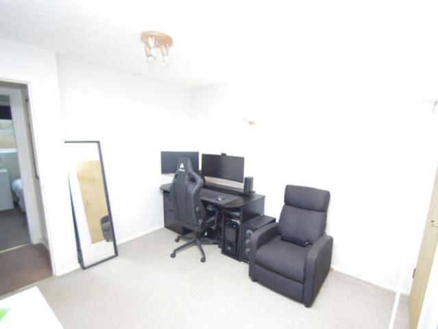 Maisonette for sale in North Watford, Hertfordshire