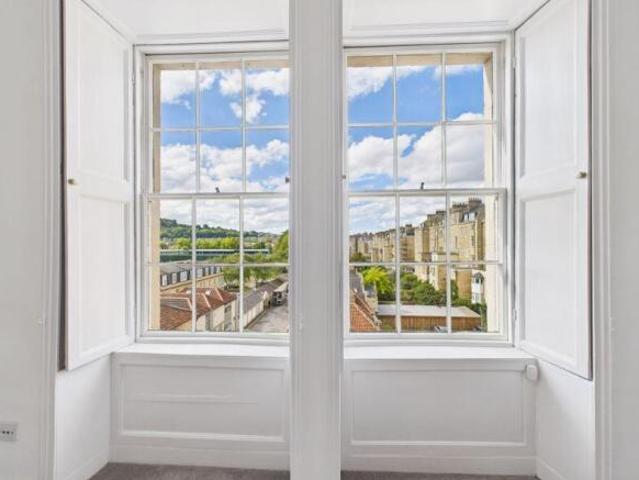 Flat for sale in Lower Weston, Bath