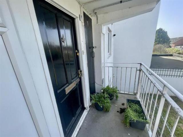 Flat for sale in Higher Compton, Mount Wise