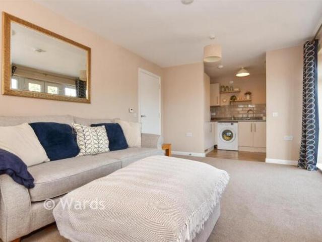 Flat for sale in Ash, Kent