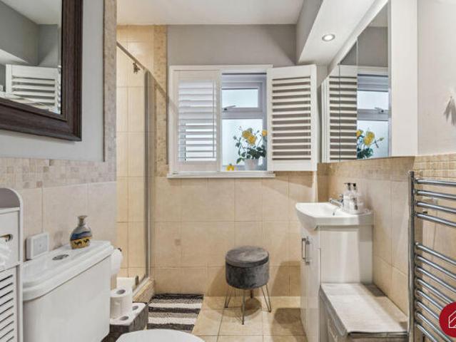 Flat for sale in The Slade, Oxfordshire