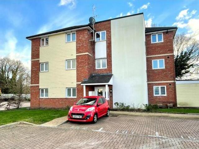 House for sale in Farnborough, Hampshire