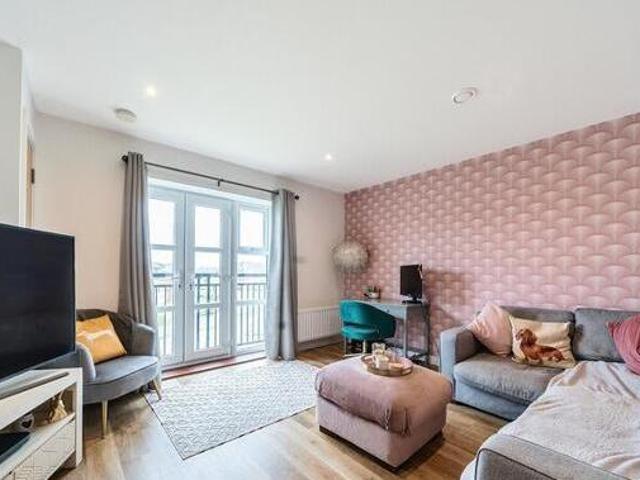 House for sale in Farnborough, Hampshire