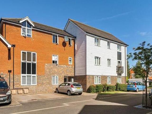 House for sale in Oad Street, Kent