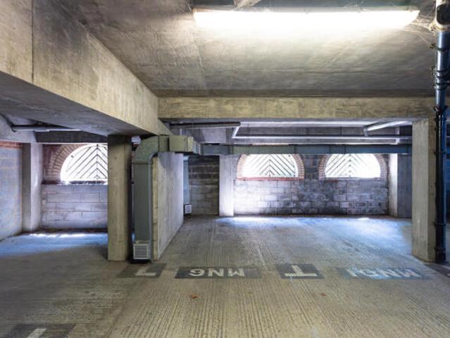 Flat for sale in Feckenham, City Of Bristol