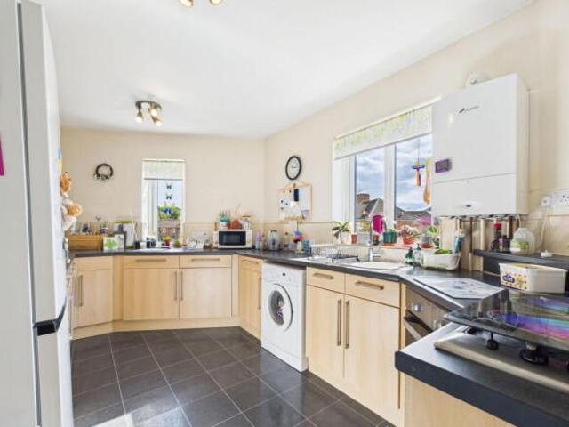 Flat for sale in Worthing, West Sussex