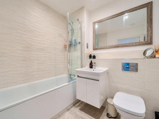 Flat for sale in Headbourne Worthy, Hampshire