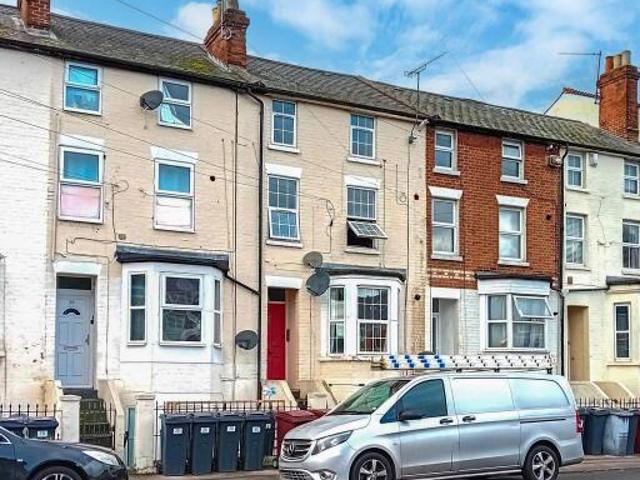 Flat for sale in Ballindoch, Scotland
