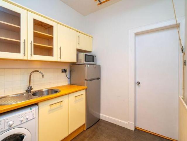 Flat for sale in Old Town, Scotland