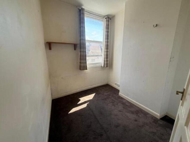 Flat for sale in Key Street, Suffolk