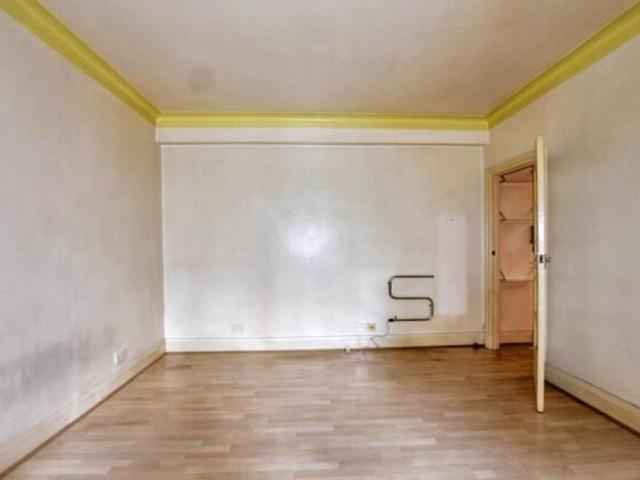 Flat for sale in Bloomsbury, Greater London