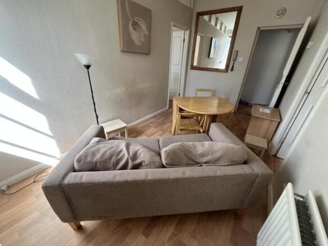 Flat for sale in Slough