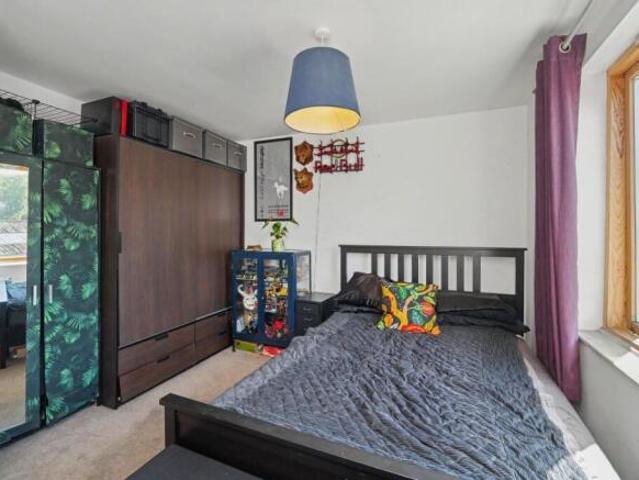 Flat for sale in Feckenham, City Of Bristol