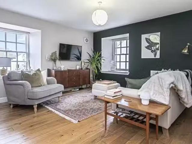 House for sale in Rumbling Bridge