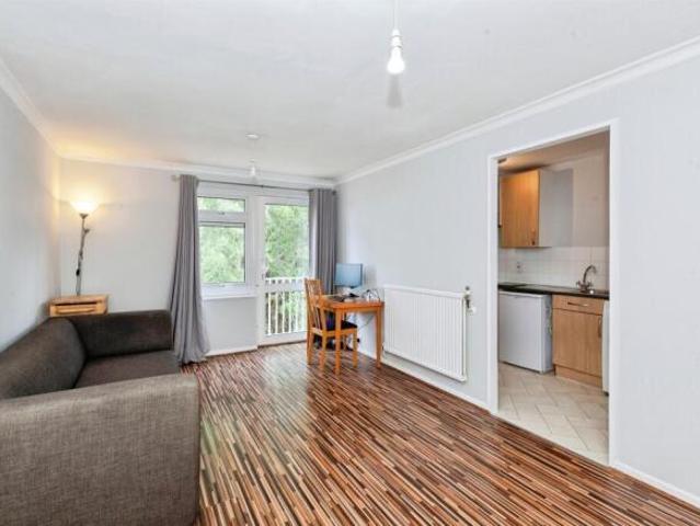 Flat for sale in Slough