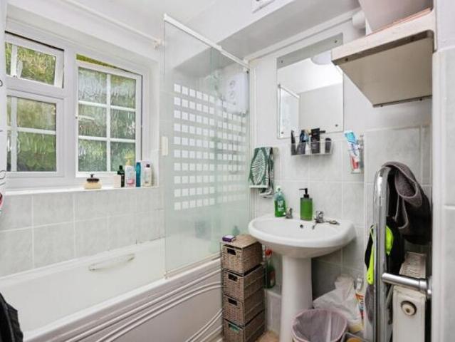 Flat for sale in Westborough, Surrey