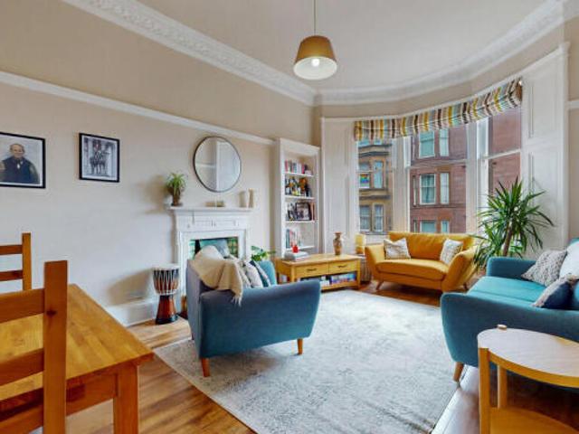 Flat for sale in Partick, Scotland