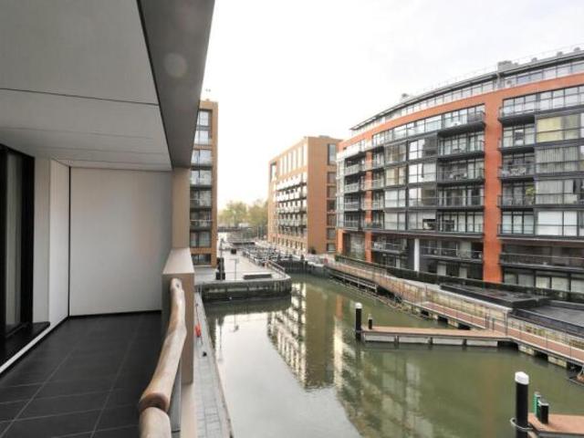 Flat for sale in Grosvenor, Dulcote