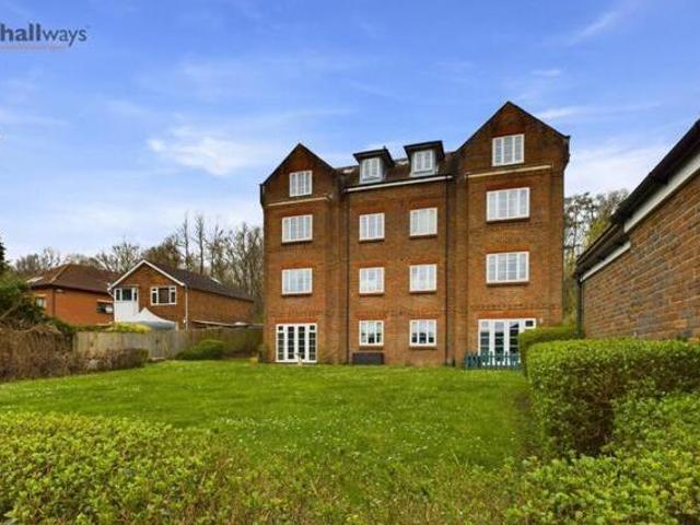 House for sale in Surrey
